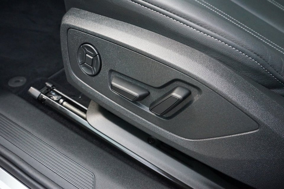 Audi Q4 e-tron 55 S-line Sportback quattro 5d