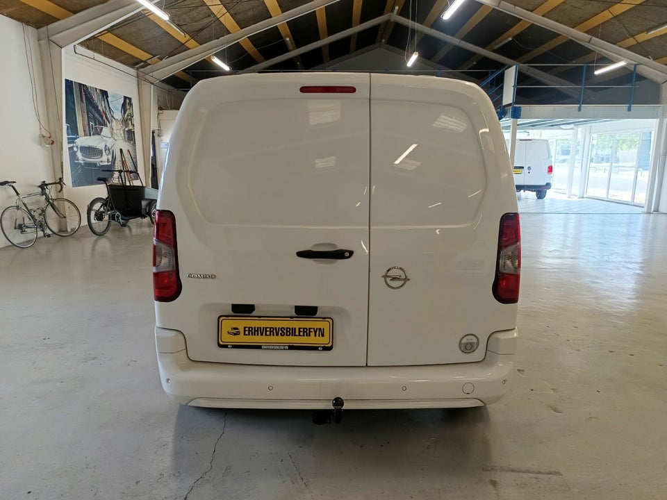 Opel Combo 1,2 T 110 Enjoy L1V1