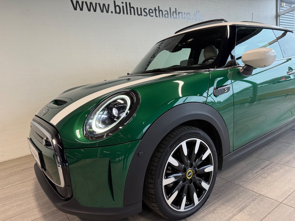 MINI Cooper SE Yours Trim 3d
