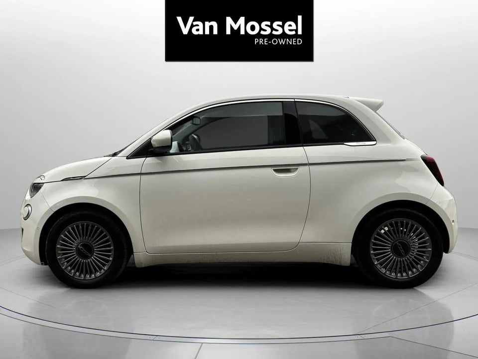 Fiat 500e 42 Icon 3d