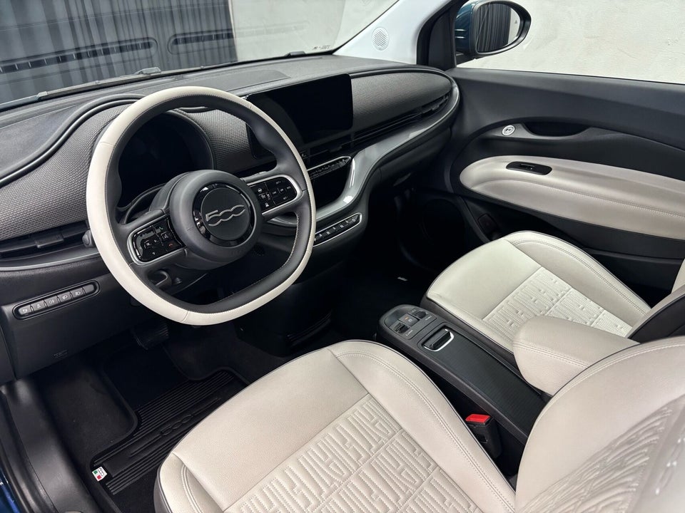Fiat 500e 42 la Prima by Bocelli 3d
