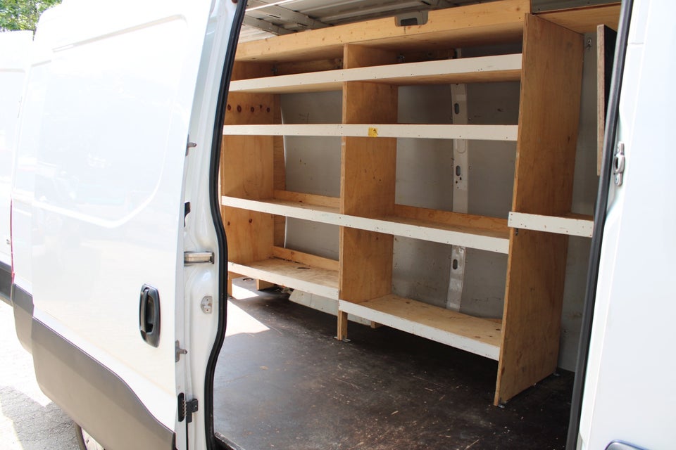 Iveco Daily 3,0 35C17 12m³ Van