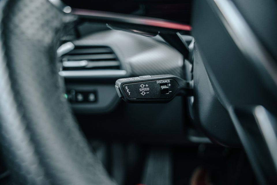 Audi RS e-tron GT quattro 4d