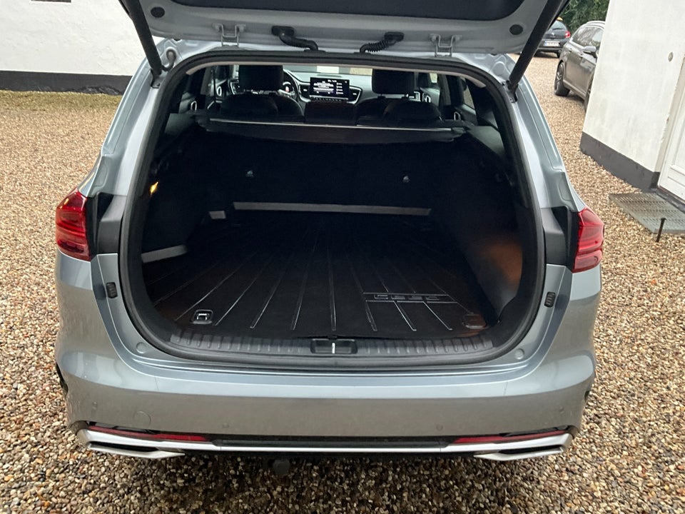 Kia Ceed 1,6 PHEV Upgrade SW DCT 5d