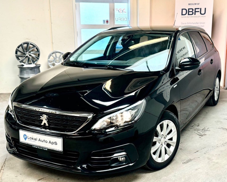 Peugeot 308 1,5 BlueHDi 130 Style SW 5d