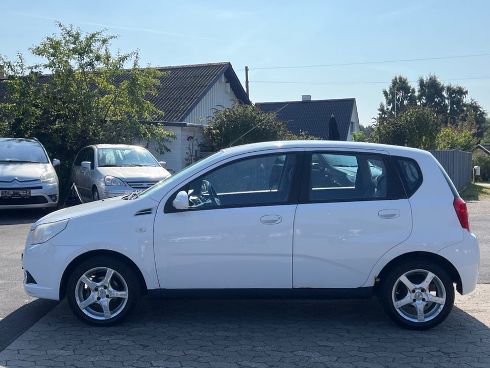 Chevrolet Aveo 1,2 LS 5d