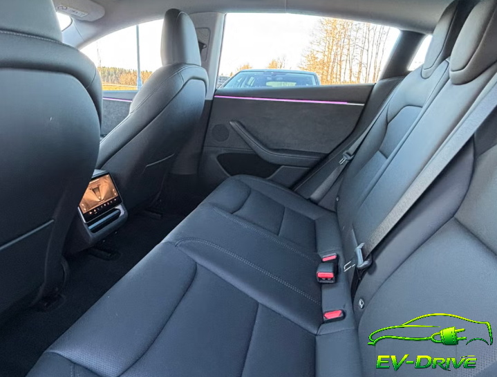 Tesla Model 3 Long Range AWD 4d