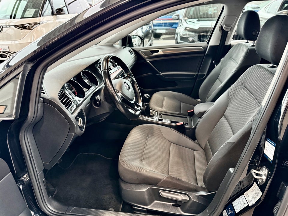 VW Golf VII 1,5 TSi 130 Comfortline 5d