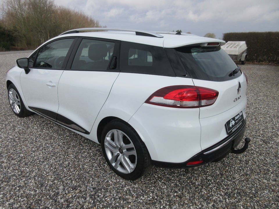 Renault Clio IV 1,5 dCi 90 Zen Sport Tourer 5d