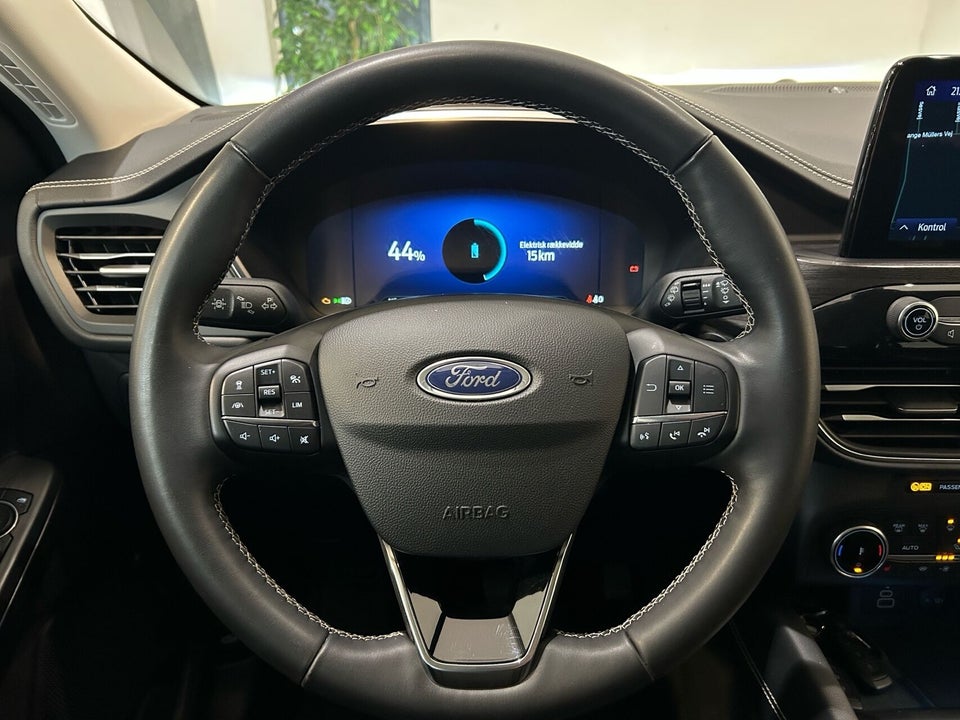 Ford Kuga 2,5 PHEV Vignale CVT 5d