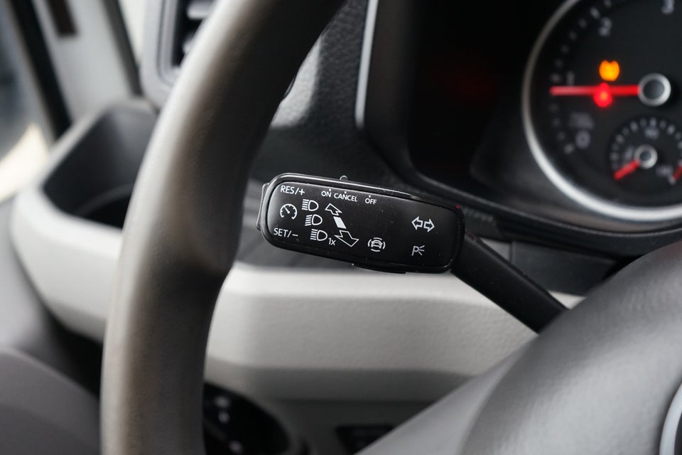 VW Crafter 35 2,0 TDi 177 Kassevogn L4H3