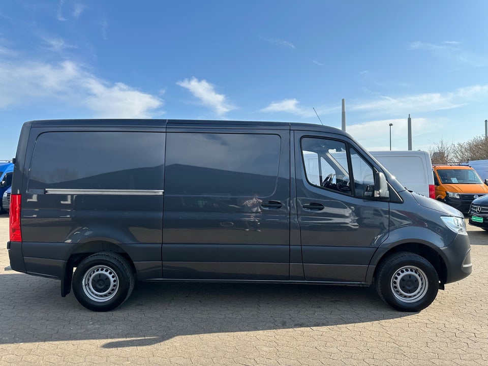 Mercedes Sprinter 317 2,0 CDi A2 Kassevogn aut. RWD