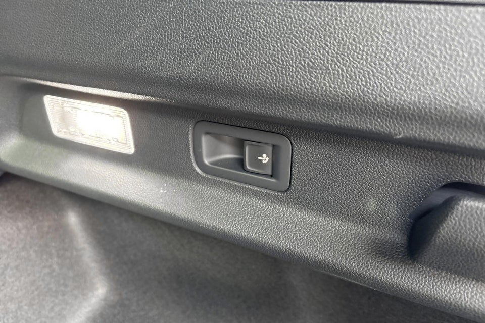 Ford Explorer 77 Premium Extended Range 5d