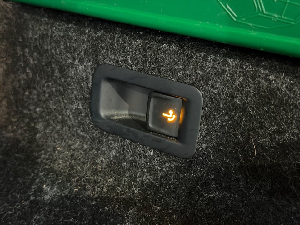 Skoda Enyaq 80 iV Plus Loft 5d