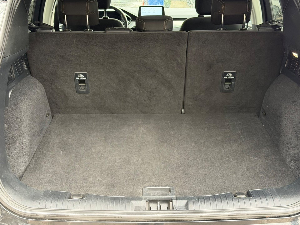 Ford Kuga 2,5 PHEV Titanium CVT 5d