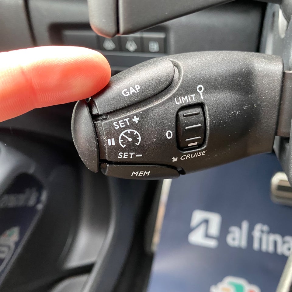 Citroën C5 Aircross 1,6 Hybrid Shine Sport EAT8 5d