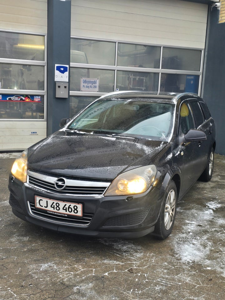 Opel Astra 1,6 16V 115 Classic Wagon 5d