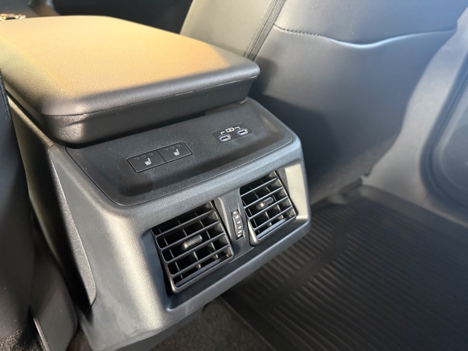 Subaru Solterra 73 Limited 5d