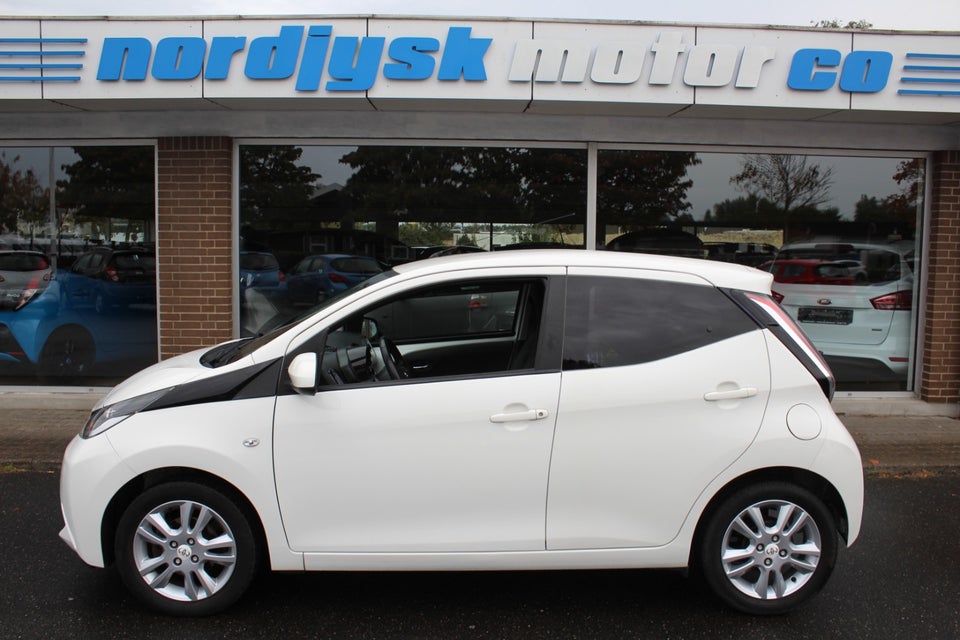 Toyota Aygo 1,0 VVT-i x-cellence 5d