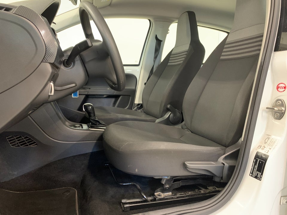 VW e-Up! Move Up! 5d