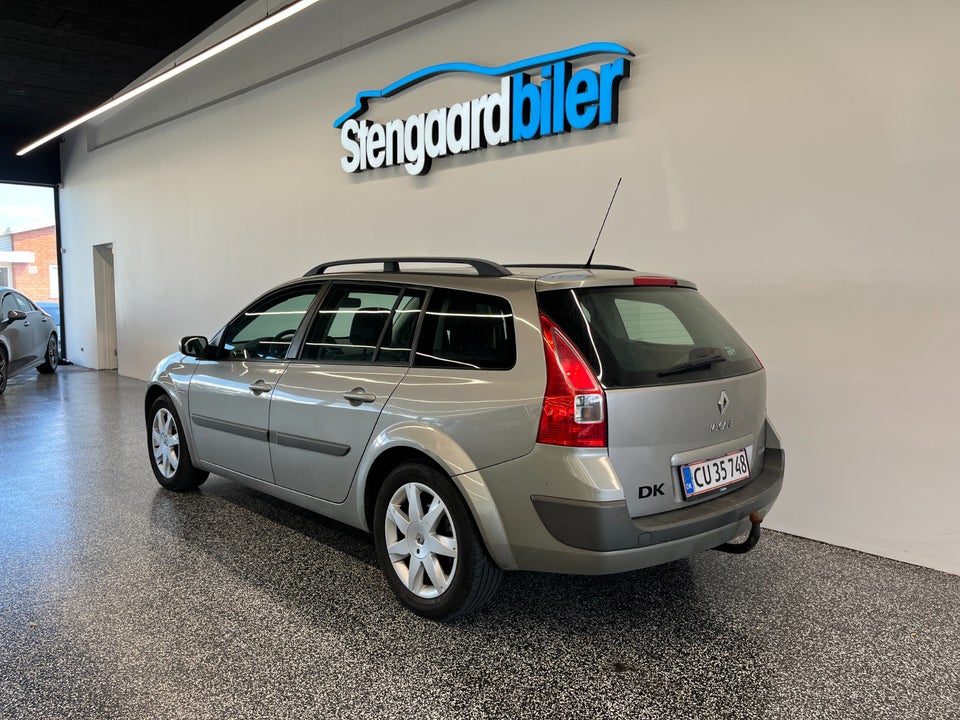 Renault Megane II 1,6 16V Touring stc. 5d