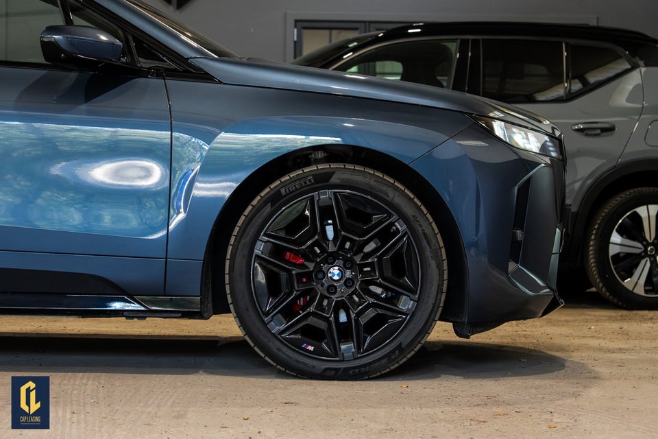 BMW iX xDrive60 Fully Charged 5d