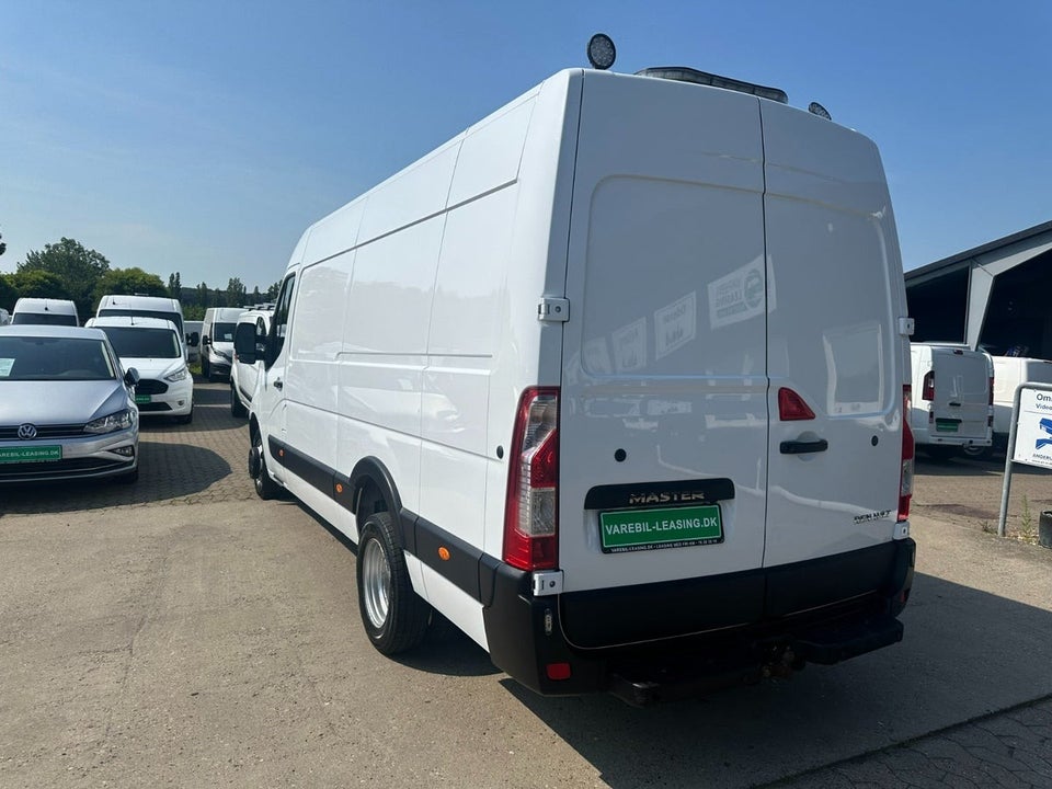 Renault Master III T35 2,3 dCi 165 L3H2 Kassevogn RWD