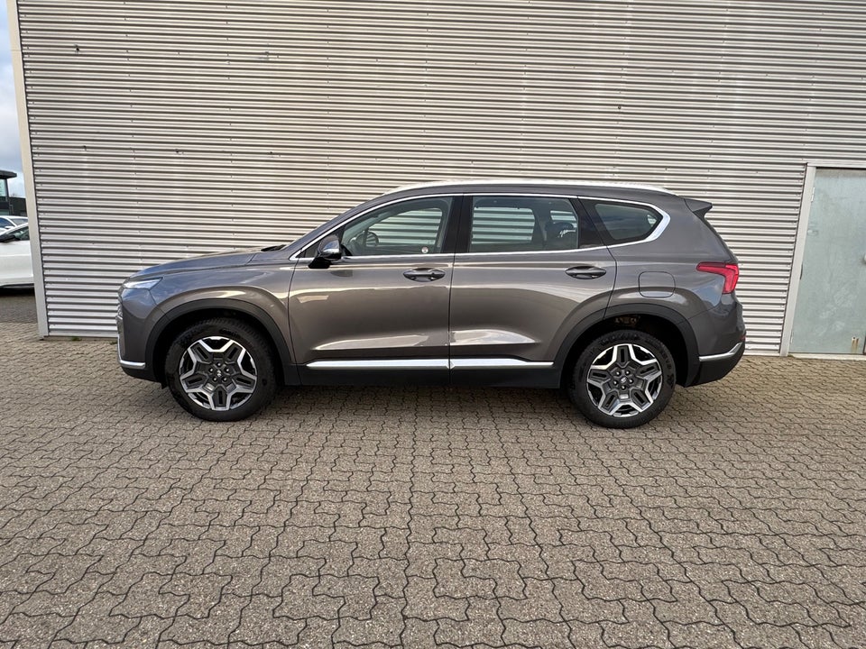 Hyundai Santa Fe 1,6 PHEV Essential aut. 4WD 7prs 5d