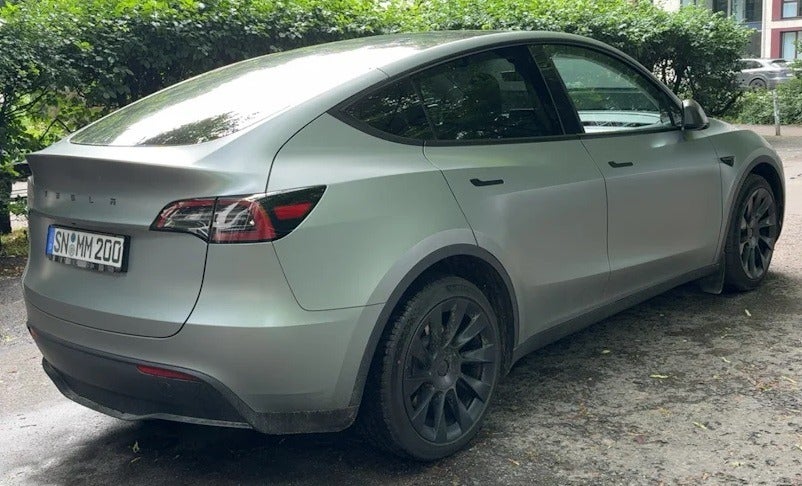 Tesla Model Y Long Range AWD 5d