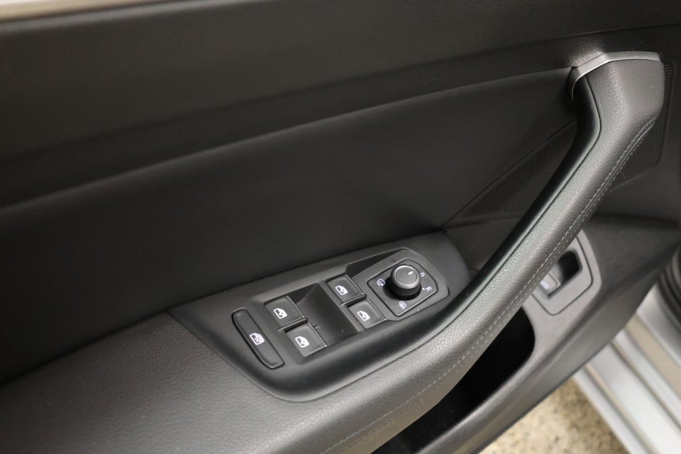 VW Passat 1,4 TSi 150 Highline Variant DSG 5d