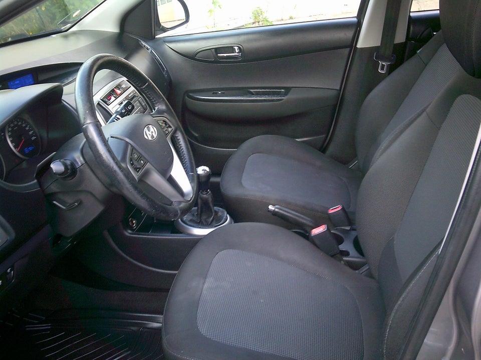 Hyundai i20 1,25 Classic XTR 5d