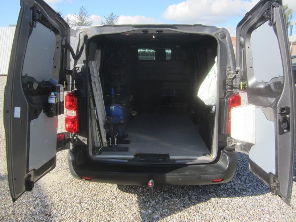 Toyota ProAce 1,6 D 115 Medium Comfort 5d