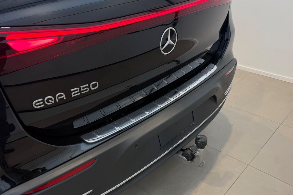 Mercedes EQA250 Progressive 5d