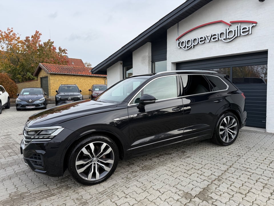 VW Touareg 3,0 TDi 286 R-line aut. 4Motion Van 5d