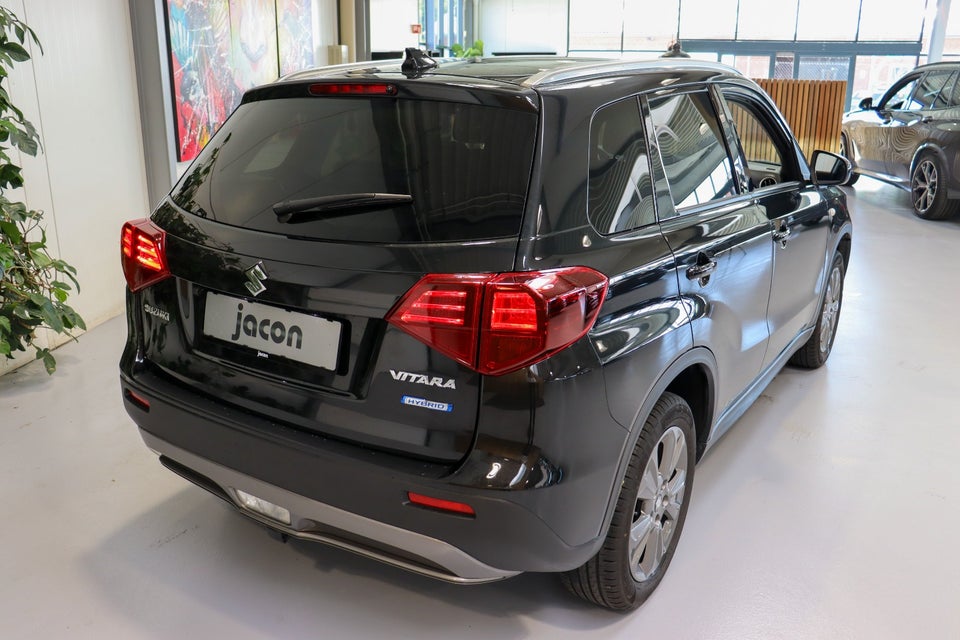 Suzuki Vitara 1,4 mHybrid Active 5d