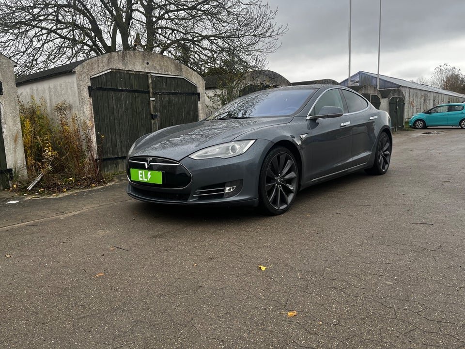 Tesla Model S P85+ 5d