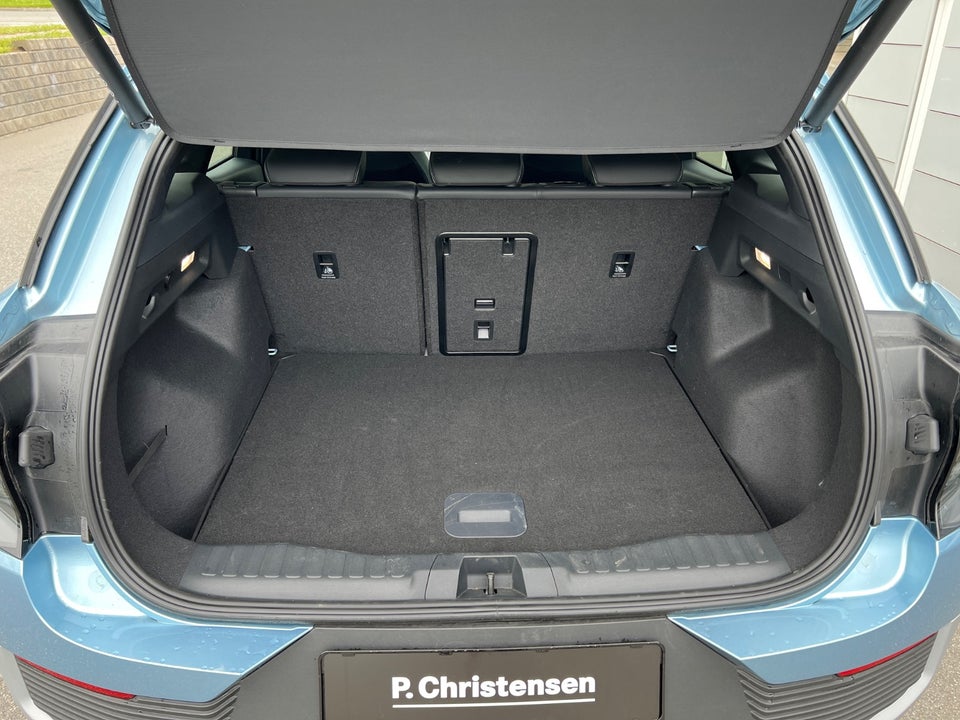 Ford Explorer 82 Premium Extended Range 5d