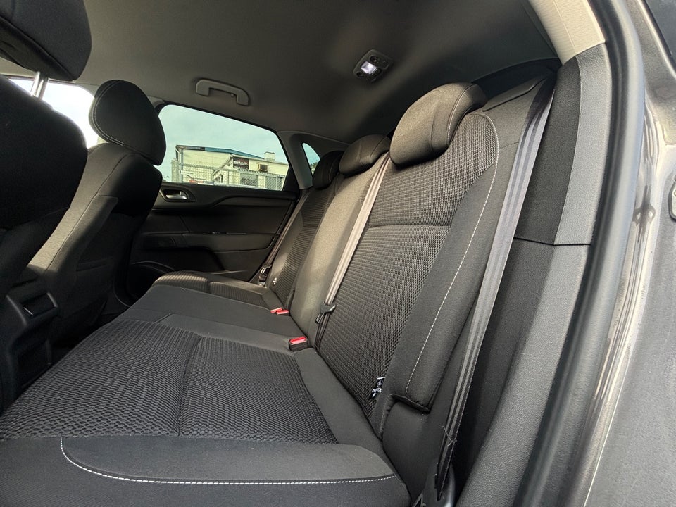 Citroën C4 1,2 PureTech 130 Feel EAT6 5d