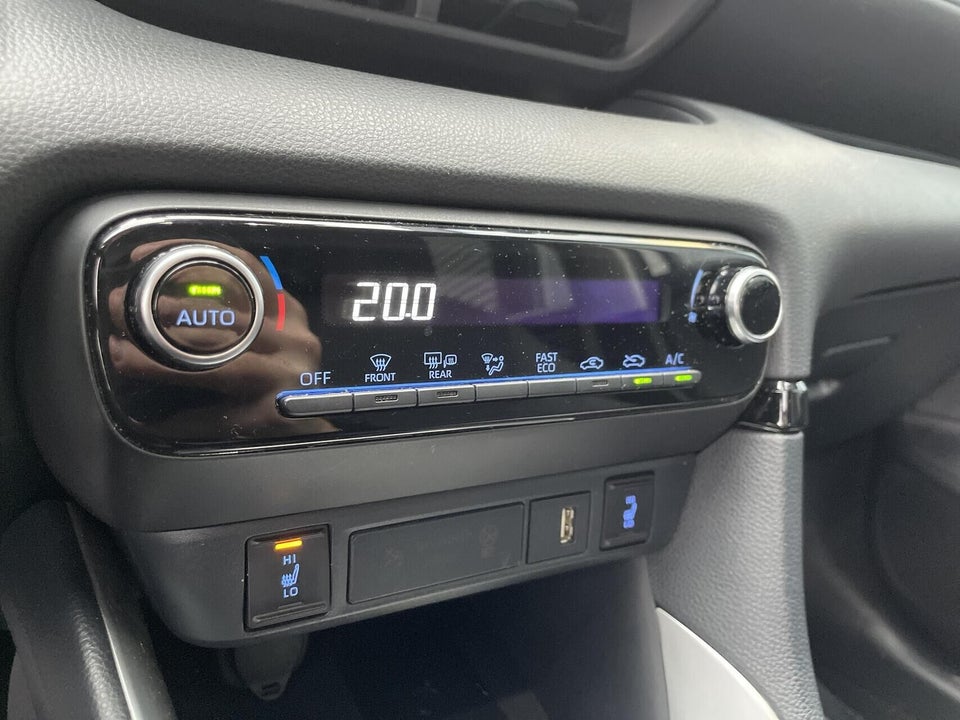 Toyota Yaris 1,5 Hybrid H3 Smart e-CVT 5d