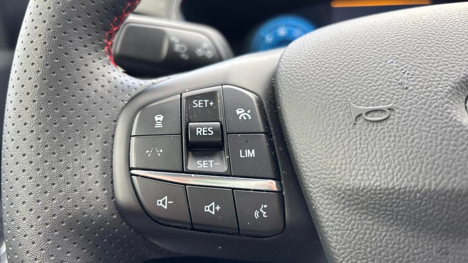 Ford Kuga 2,5 PHEV ST-Line X CVT 5d