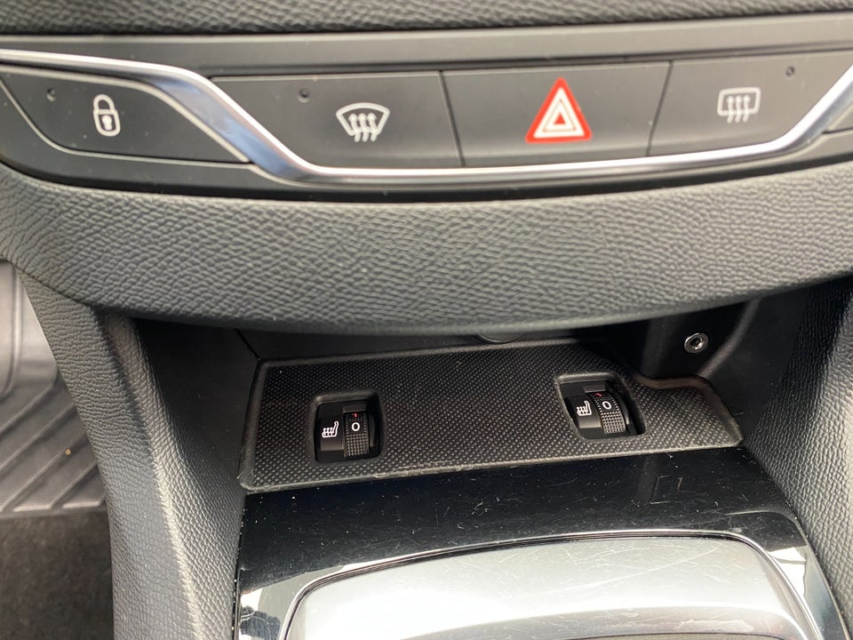 Peugeot 308 1,2 e-THP 110 Chili SW 5d
