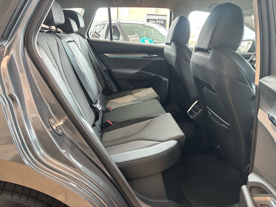 Skoda Enyaq 50 iV 5d