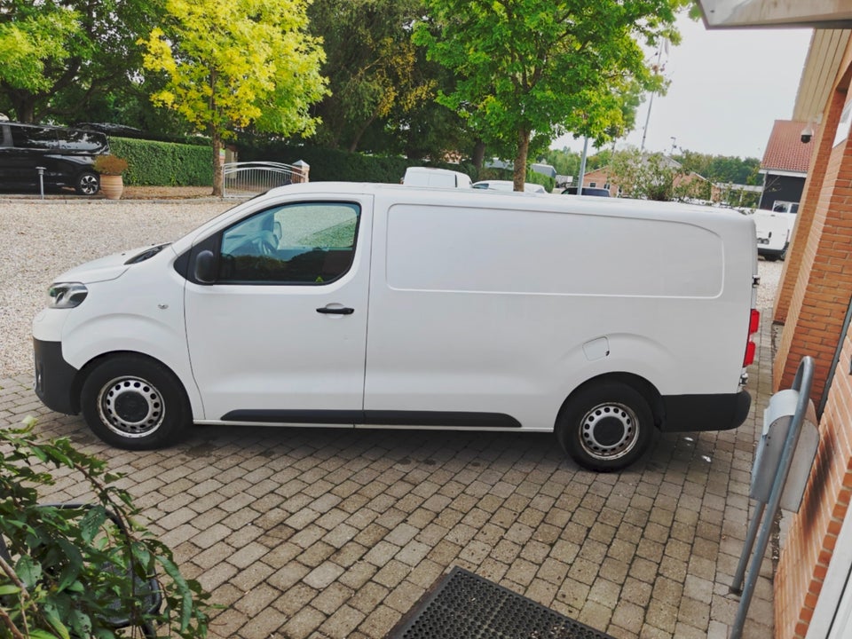 Toyota ProAce 2,0 D 120 Long Comfort 5d