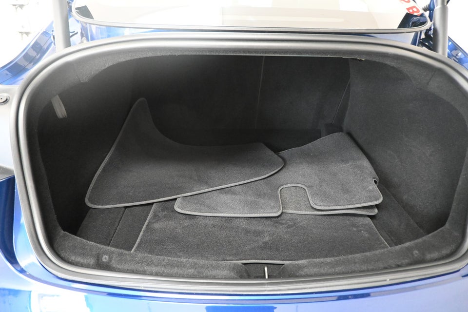 Tesla Model 3 RWD 4d