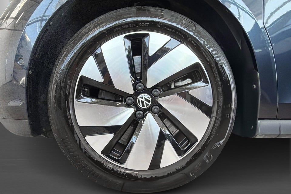 VW ID. Buzz 86 Life 6prs LWB 5d