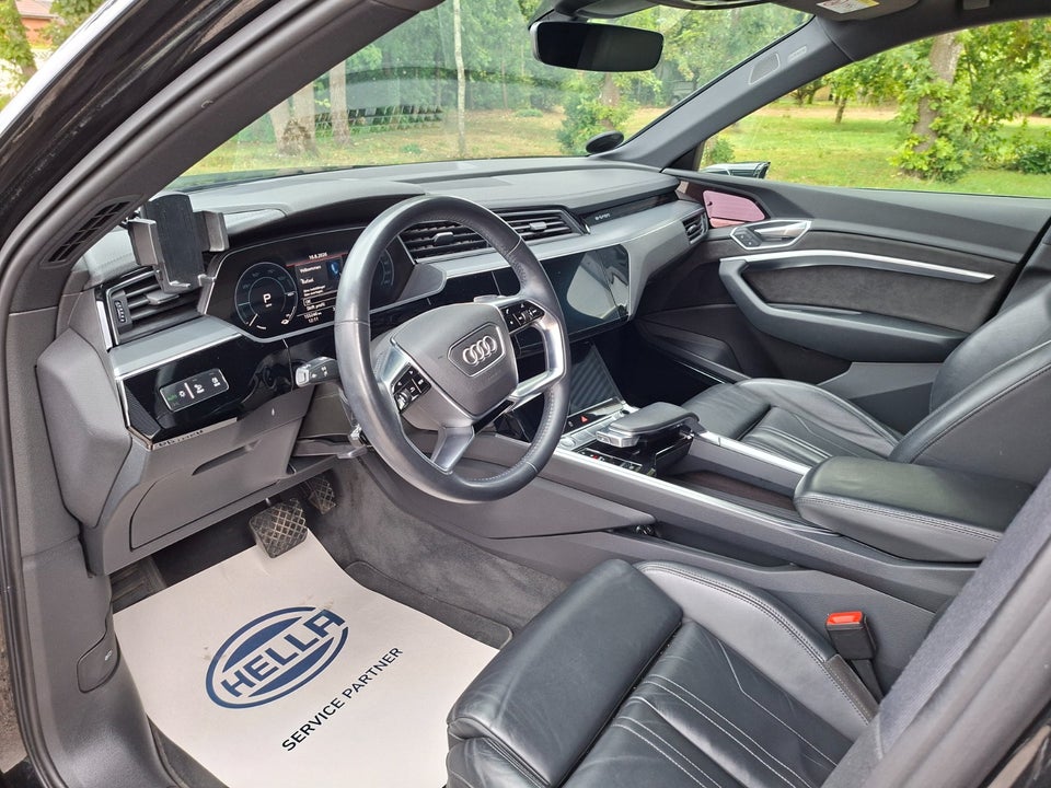 Audi e-tron 55 Launch Edition quattro 5d