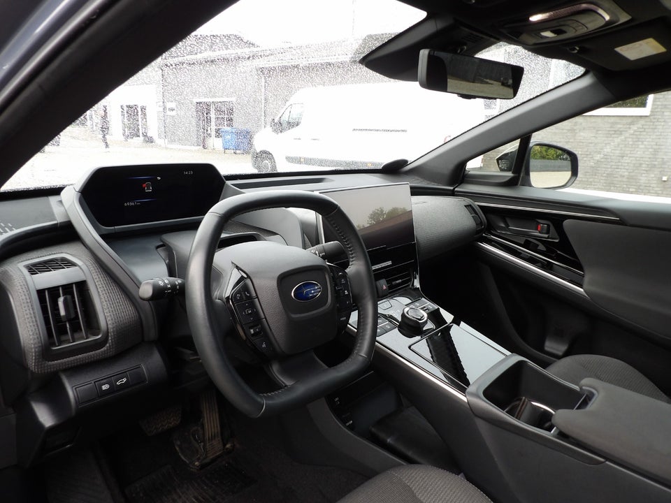 Subaru Solterra 71 Limited 5d
