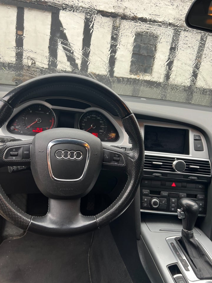 Audi A6 3,0 TDi 240 S-line quattro Tiptr. 4d