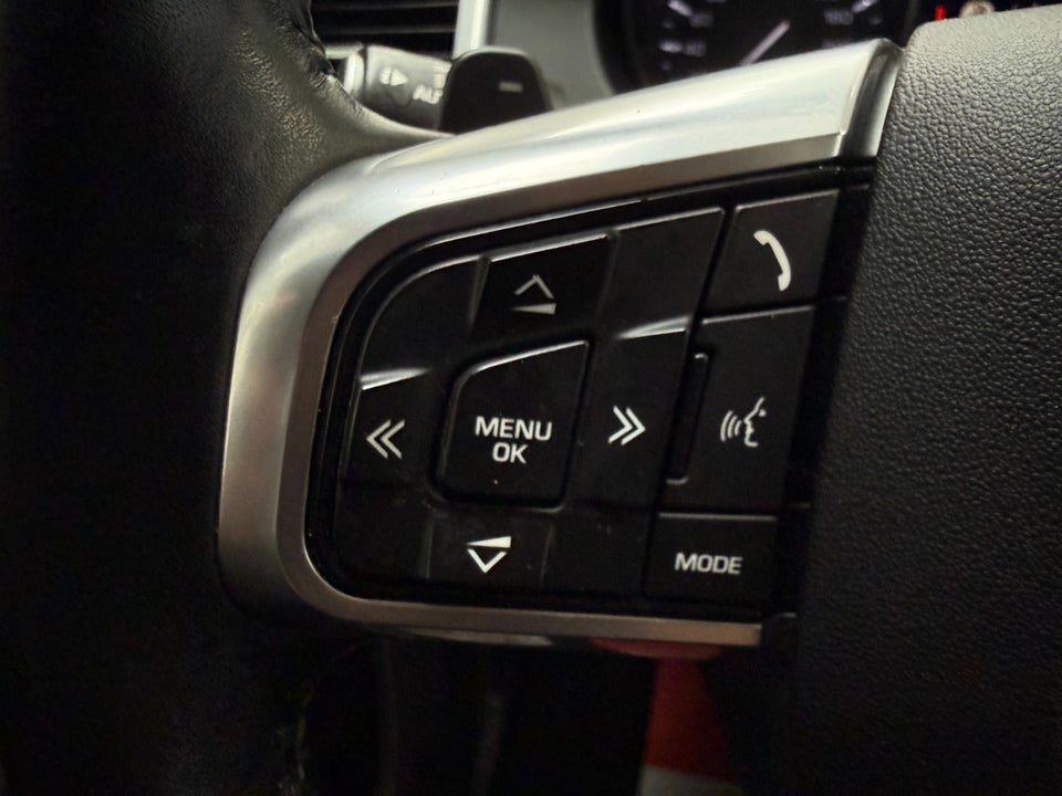 Land Rover Discovery Sport 2,0 eD4 SE 5d