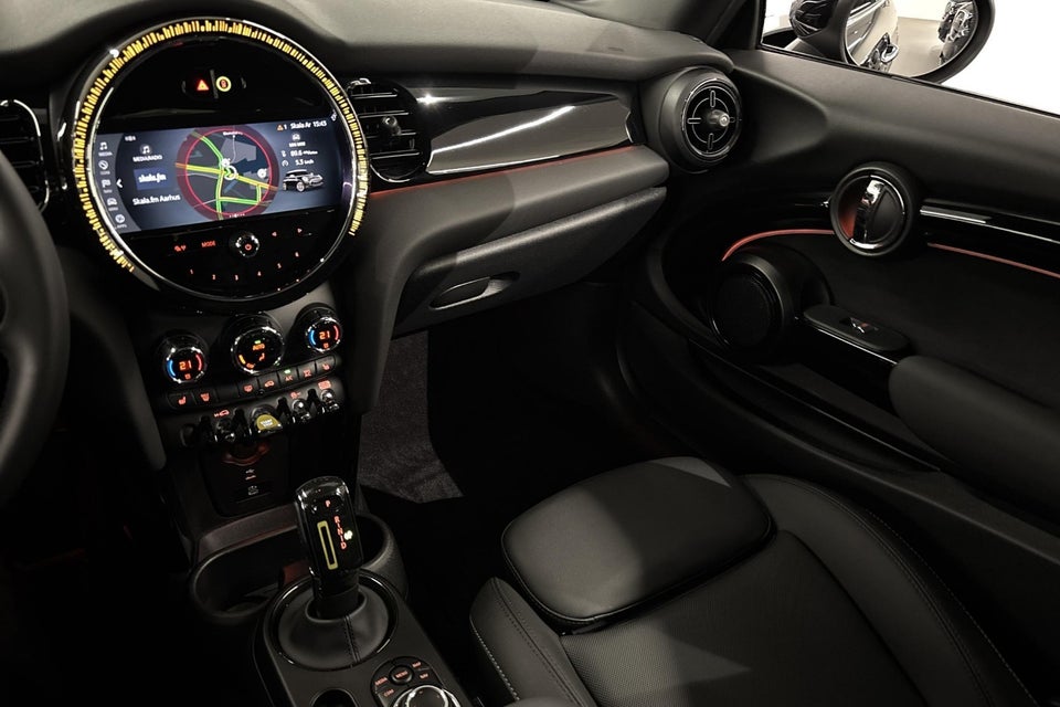 MINI Cooper SE Classic Trim 3d